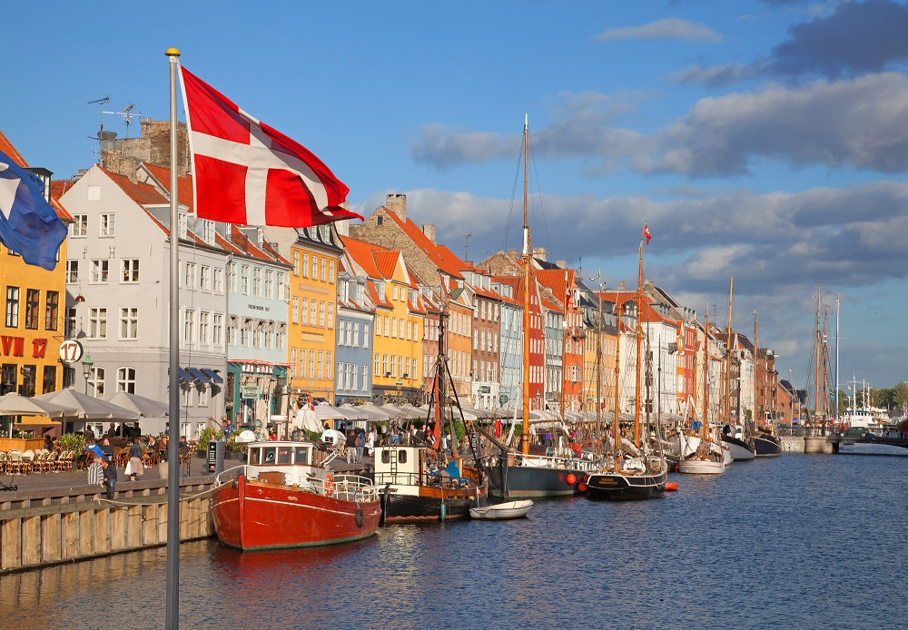 阿里巴巴集團與丹麥政府簽訂戰略合作，成立天貓國際丹麥館及飛豬丹麥旅遊國家館。