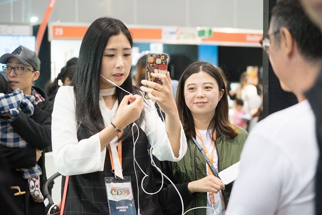 阿里巴巴集團亦為澳洲中小企帶來與中國消費者互動的機會，安排了網紅及淘寶商家進行直播介紹。