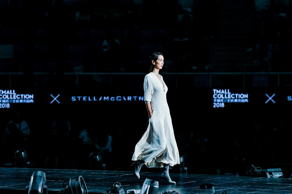 英國明星設計師品牌Stella McCartney也將自己在中國的第一場秀放在潮流盛典。